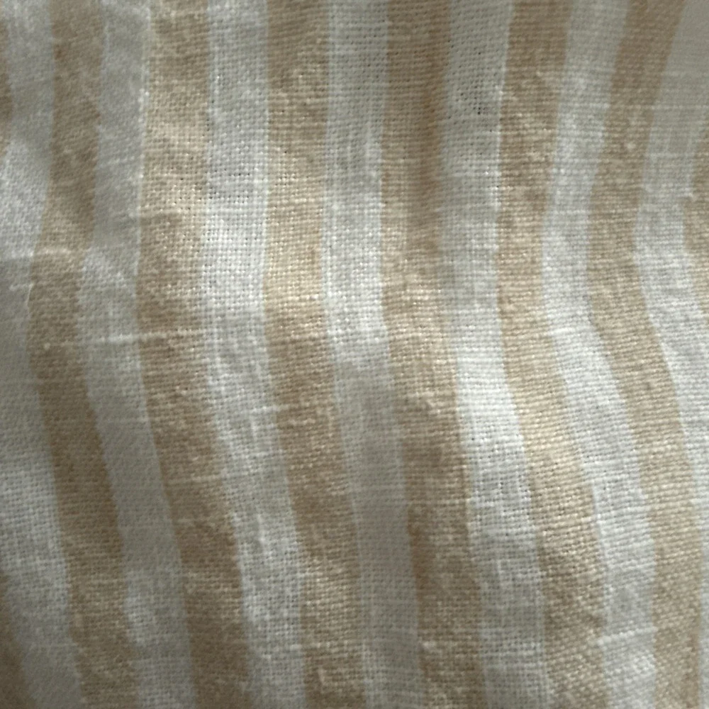 Quince subtle chic room
